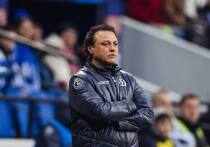 Ветеран московского "Спартака", бывший игрок сборной страны и авторитетный российский специалист Игорь Анатольевич Ледяхов в эксклюзивном интервью "МК-Спорт" высказал своё мнение об исполняющем обязанности главного тренера столичного "Динамо" Ролане Гусеве, об уходе с этого поста наставника сборной Валерия Карпина и о поиске руководством кандидатов.