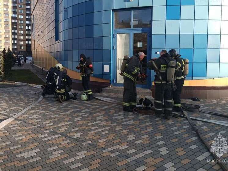 На ледовой арене в Нововоронеже прошли учения по ликвидации пожара