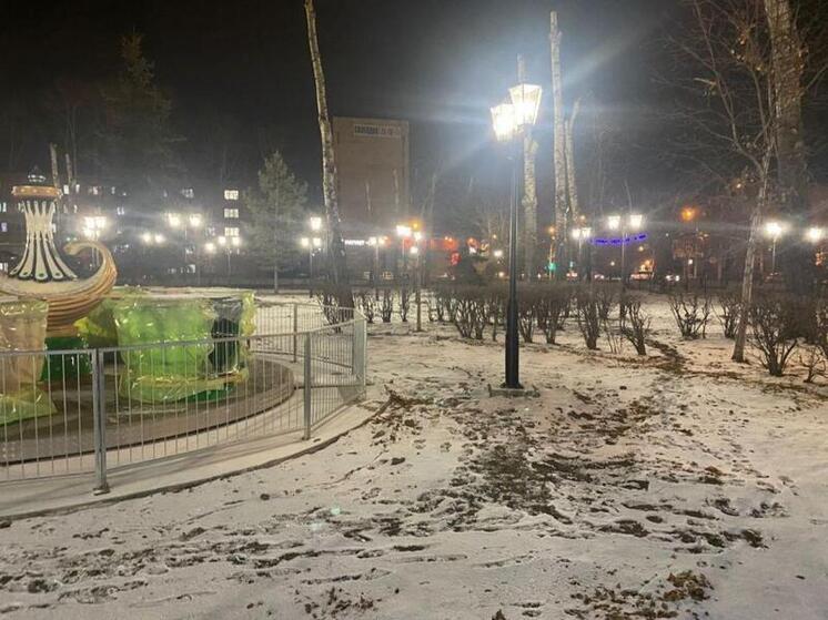В Черногорском парке Абакана не осталось темных мест