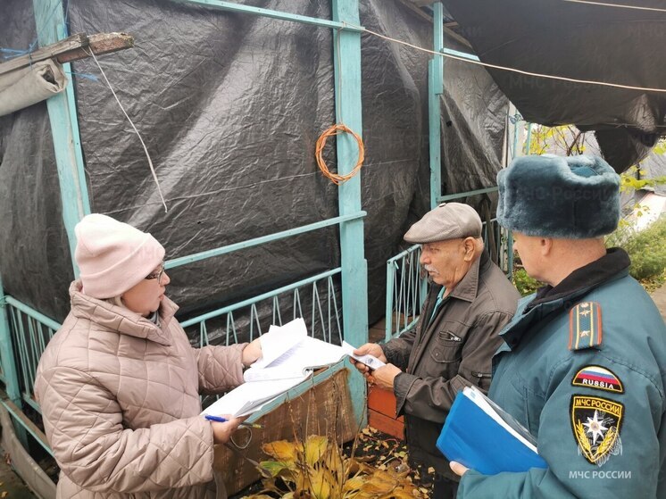 Противопожарные инструктажи провели с жителями Речицкго сельского поселения Орловской области