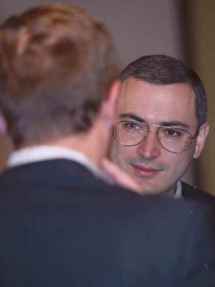 Ходорковский* и Гудков* внесены в перечень террористов и экстремистов