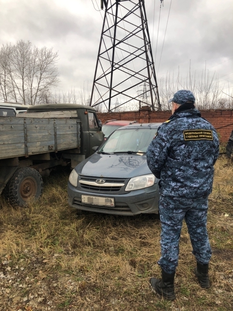 Ярославна лишилась машины за долги по коммуналке
