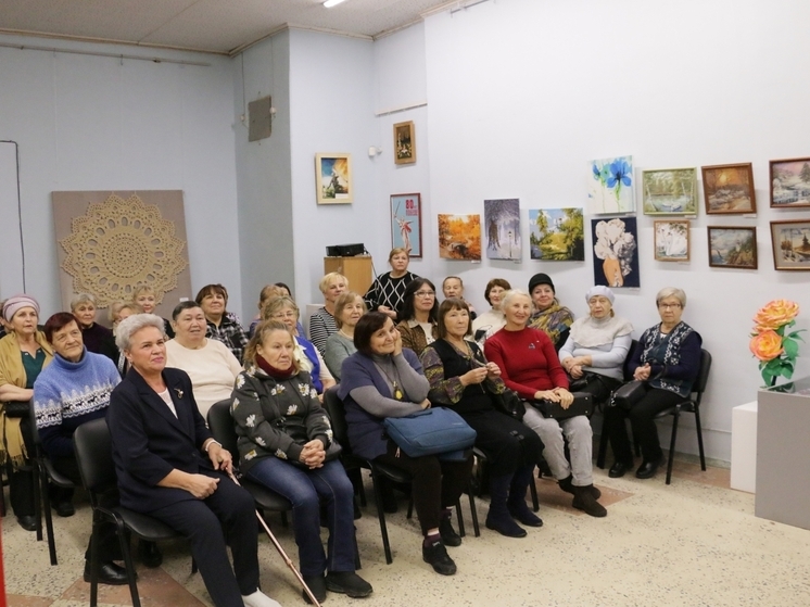 В Киришском краеведческом музее открылась выставка «Добрых рук мастерство»