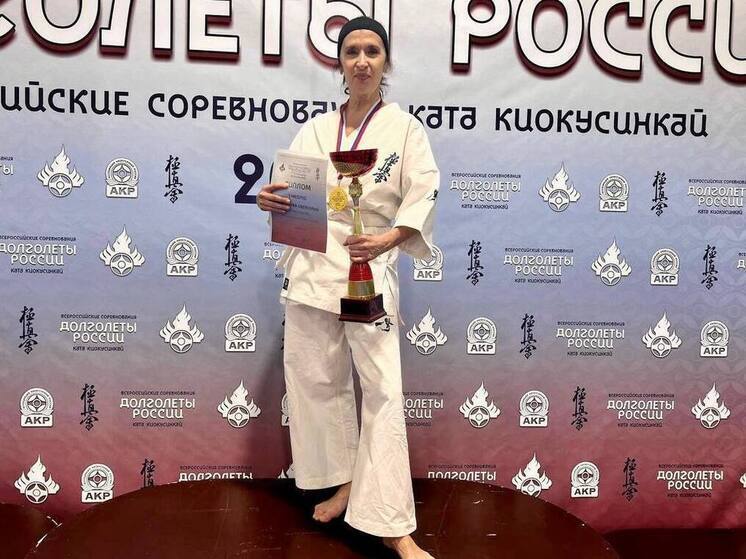Магаданская спортсменка стала чемпионкой России по киокусинкай среди старшего возраста