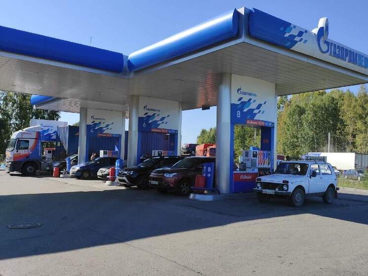 Бензин в Новосибирской области продолжает расти в цене