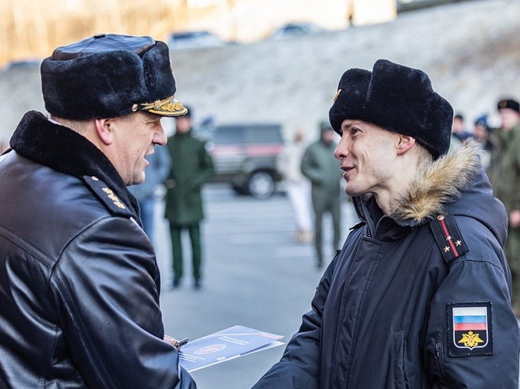 Новоселье для героев: военные и их семьи получили ключи от новых квартир