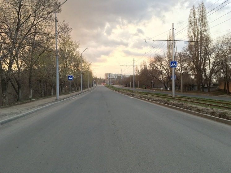 Сегодня саратовцам без теплой куртки на улицу лучше не выходить