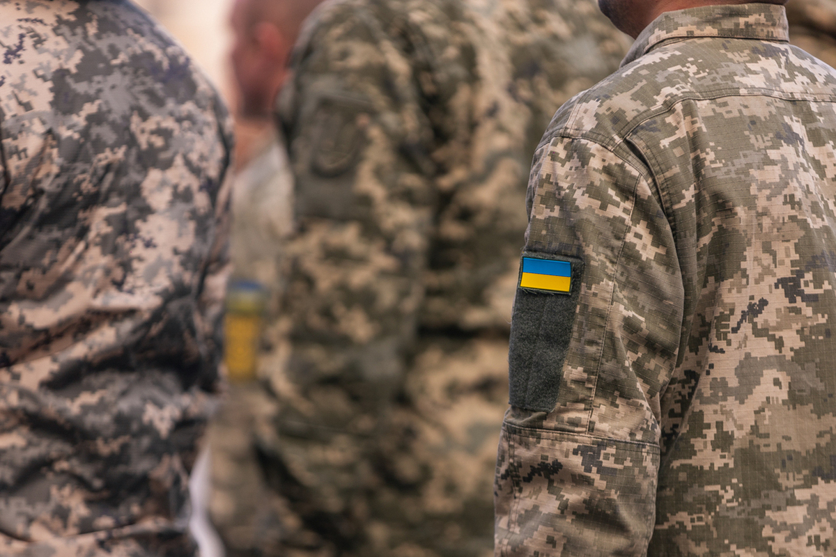 ВСУ передислоцировали под Волчанск техперсонал аэродромов для латания дыр