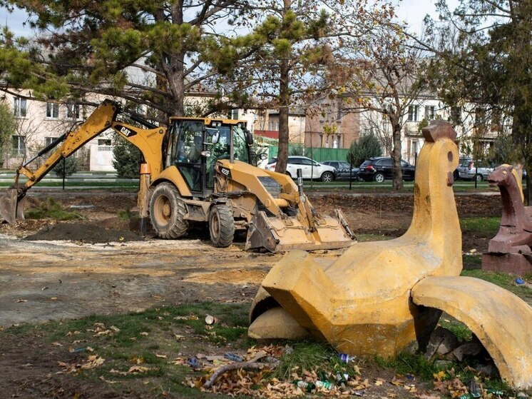В Симферополе началось благоустройство сквера «Студенческий»