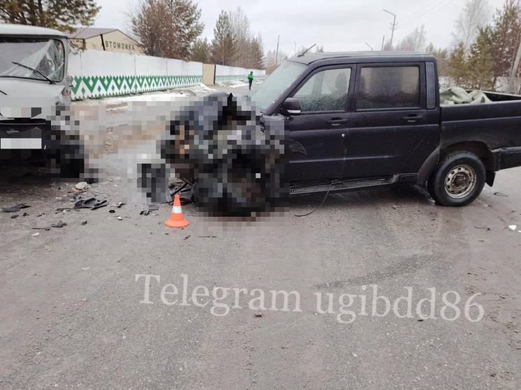 В Когалыме произошло ДТП с участием двух УАЗов: есть пострадавший