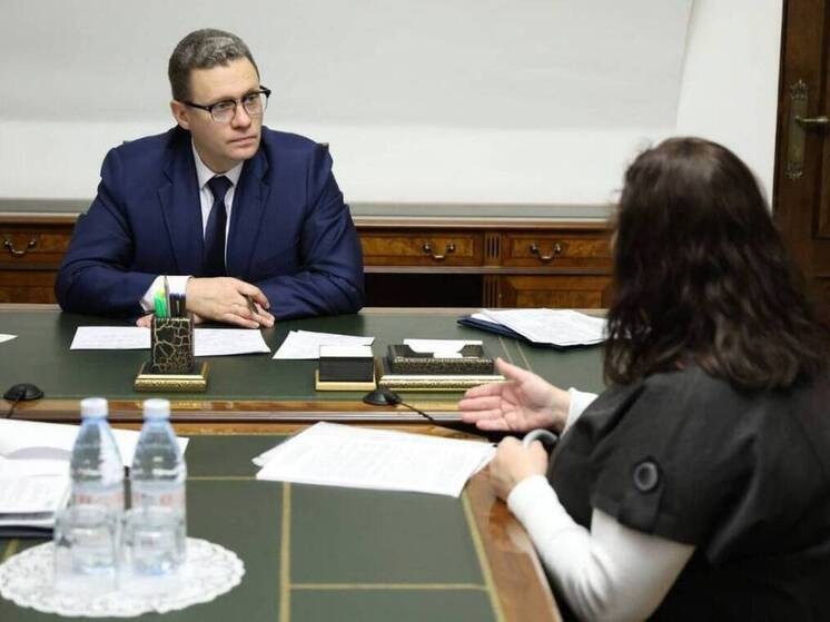 Личный прием граждан провел вологодский губернатор Георгий Филимонов