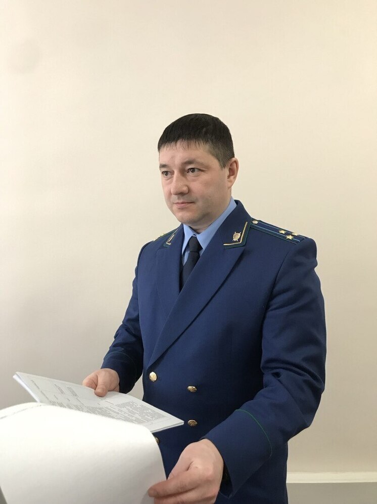 Принудительными работами отделался задавивший в Салехарде байкера автомобилист