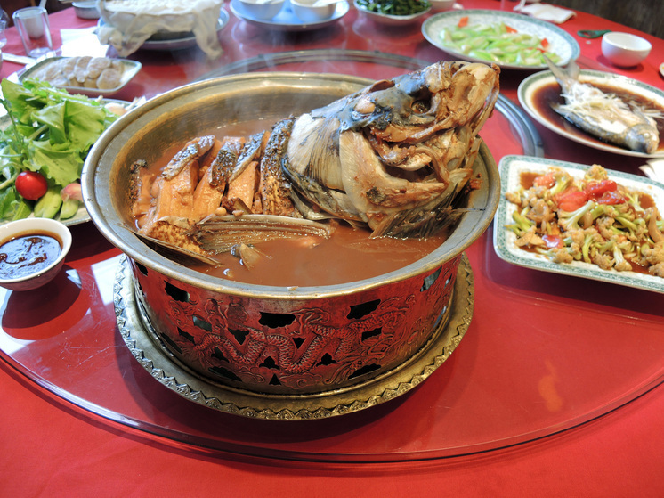 Китай предупредил, что для японского экспорта морепродуктов “нет рынка сбыта”, что стало последней завуалированной угрозой со стороны Пекина, поскольку его дипломатические разногласия с Токио обостряются из-за недавних комментариев японского лидера о защите Тайваня