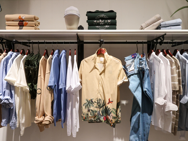 Эксперт Анфиногенов: маркетплейсы играют на том же поле, что и традиционные магазины