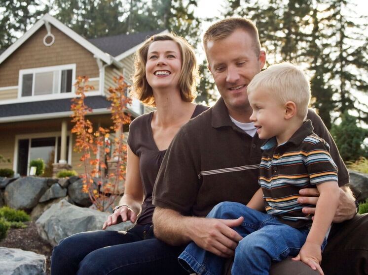 Более 235 тысяч семей в Новосибирской области получают единое пособие на детей