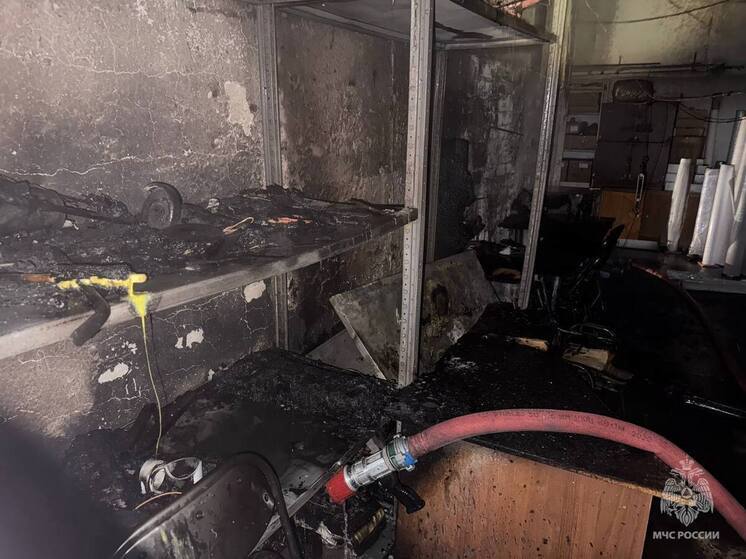 Ночью в Твери тушили пожар в техническом помещении