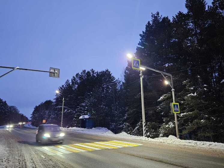 В Томской области обустроили два светящихся пешеходных перехода