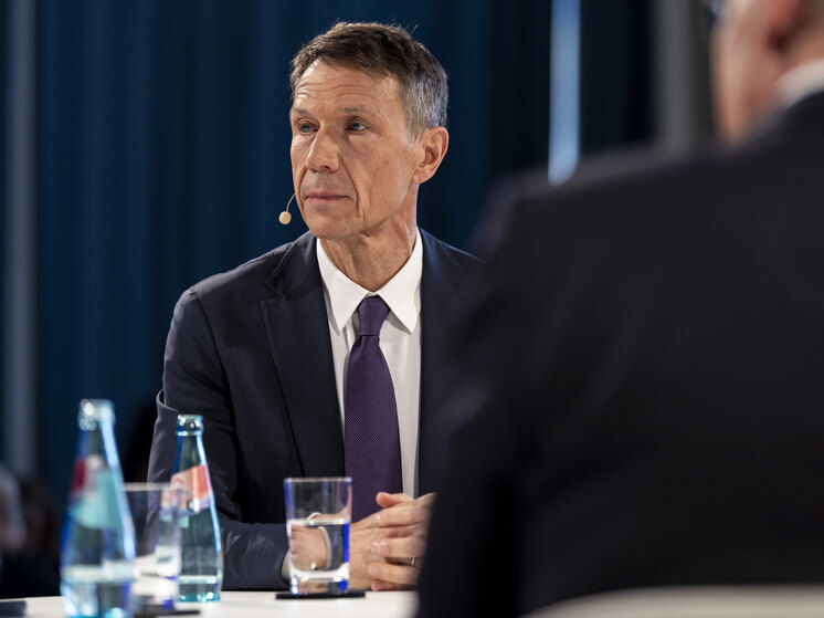 Глава Airbus Оберман призвал разместить в Европе тактическое ядерное оружие