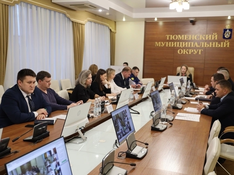 В Тюменском округе подвели итоги дорожной безопасности и обсудили зимнюю подготовку