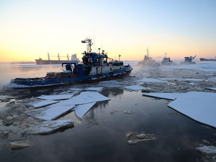 В Архангельске начали работать буксиры на острова: расписание