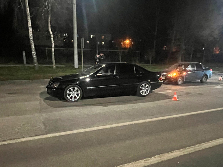 Девушка-водитель пострадала в ДТП на улице Студеновской в Липецке