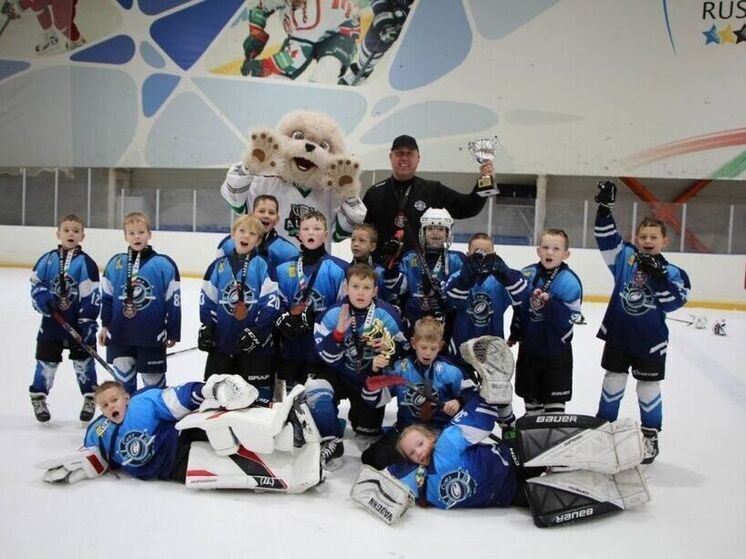 Юные таланты из Кирова: «Союз» взял бронзу на турнире по хоккею
