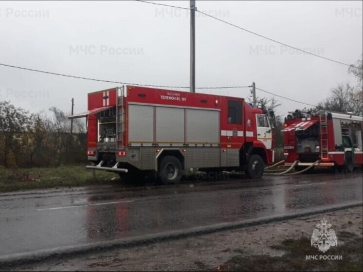 В Орловской области сотрудников МЧС вызывали из-за искрящих проводов и короткого замыкания