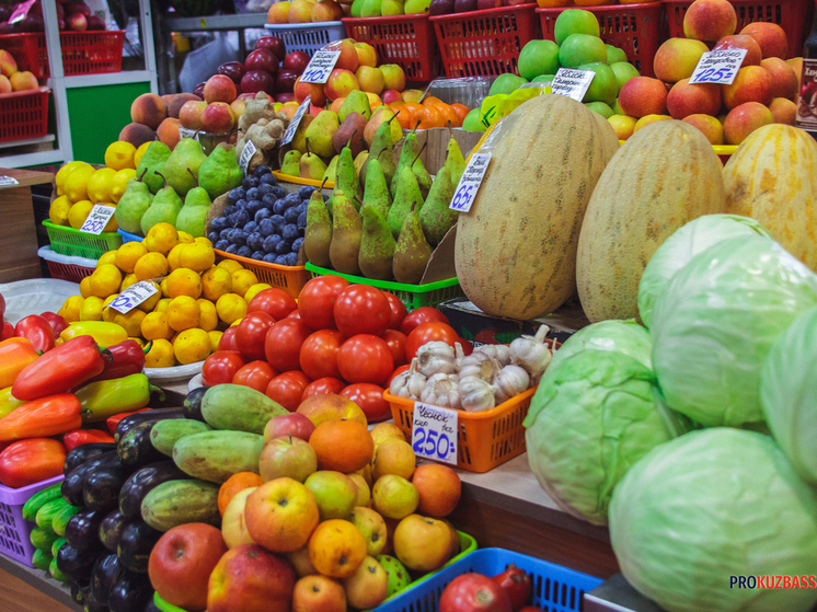 Овощи и сыр подорожали в магазинах Кузбасса за последние семь дней