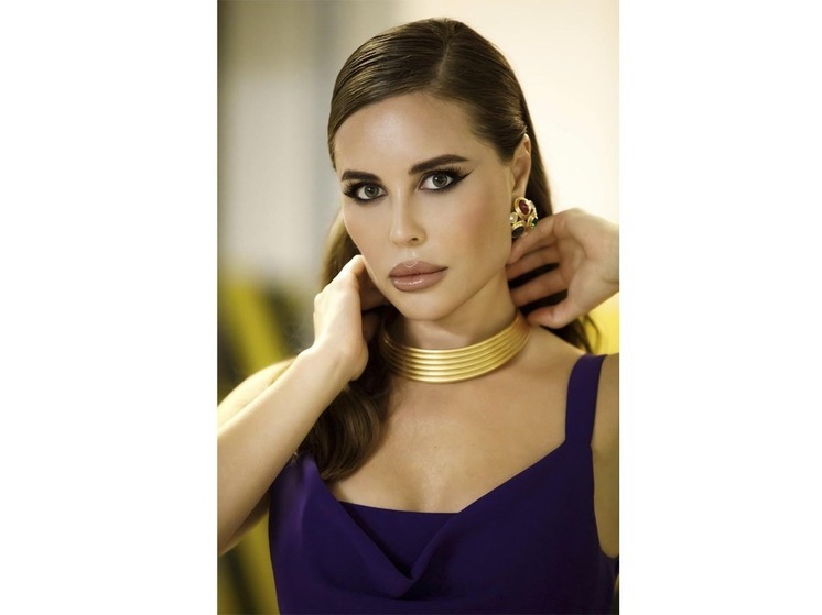 Рабочие будни актрисы Юлии Михалковой сейчас расписаны по часам