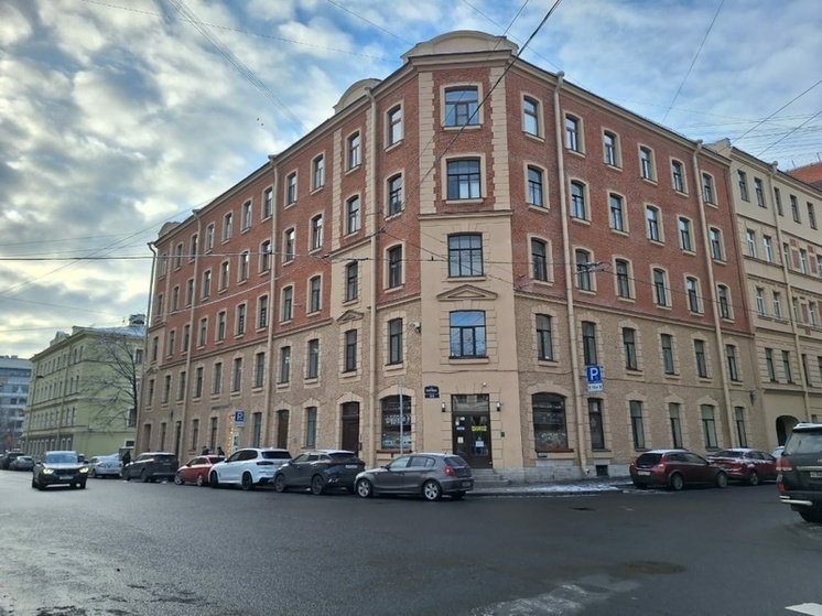 Доходному дому на улице Провиантской в Петербурге вернули довоенный облик