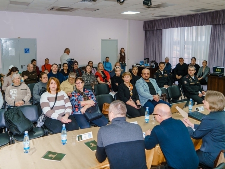 Специалисты «Правомобиля» проконсультировали семьи участников СВО в Гурьевске