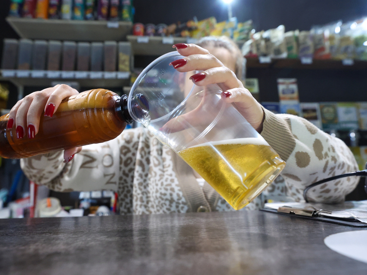 Время продажи алкоголя в общепите ограничат во дворах Подмосковья