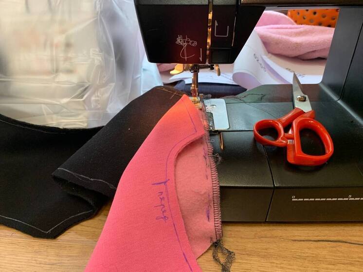 Выборгские школьники опробовали профессию швеи