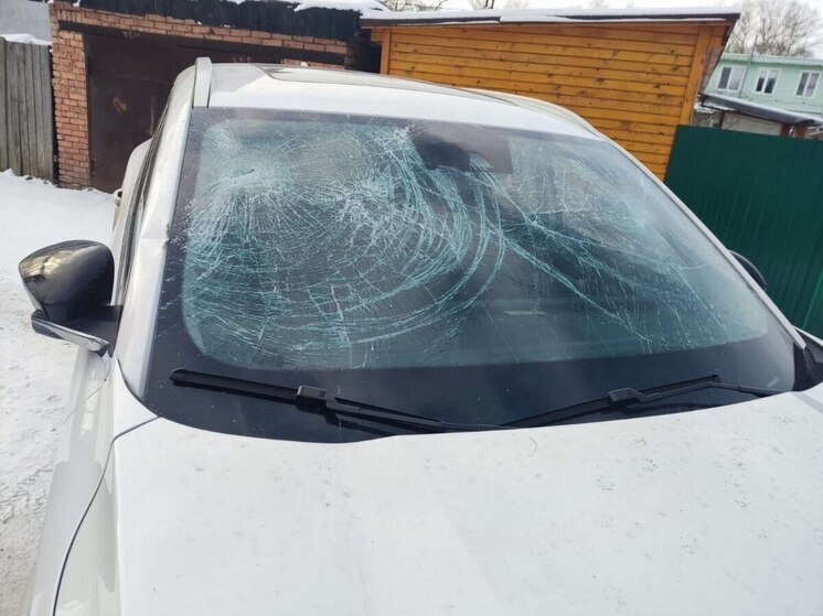 Житель Ярославской области разбил машину бывшей за отказ восстановить отношения