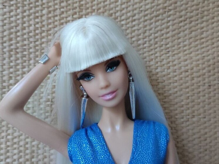 Макияж — это не просто краска, а мощный инструмент невербальной коммуникации