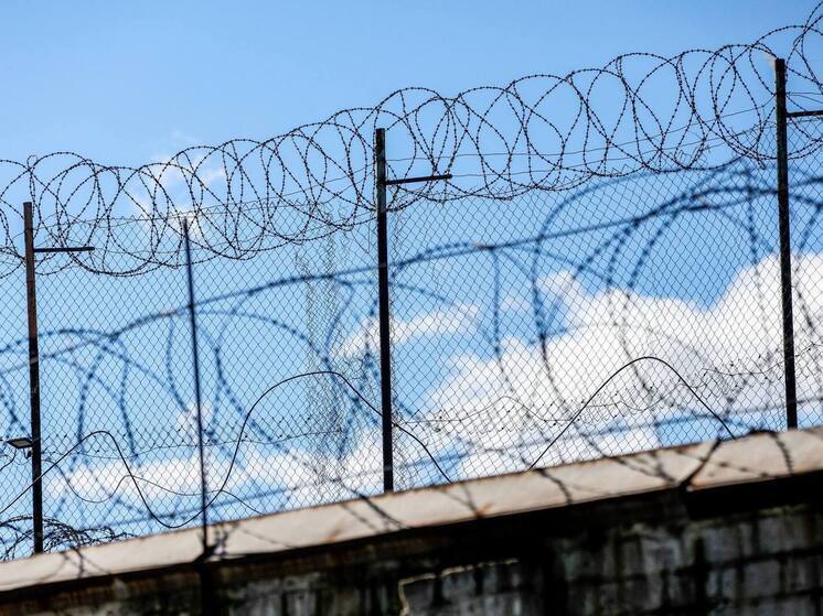 В Сатке осудили грабителя, устроившего драку с женщиной