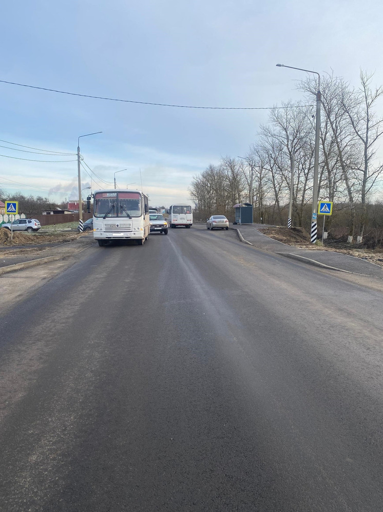 Под Орлом пассажирка автобуса пострадала из-за наезда на кочку