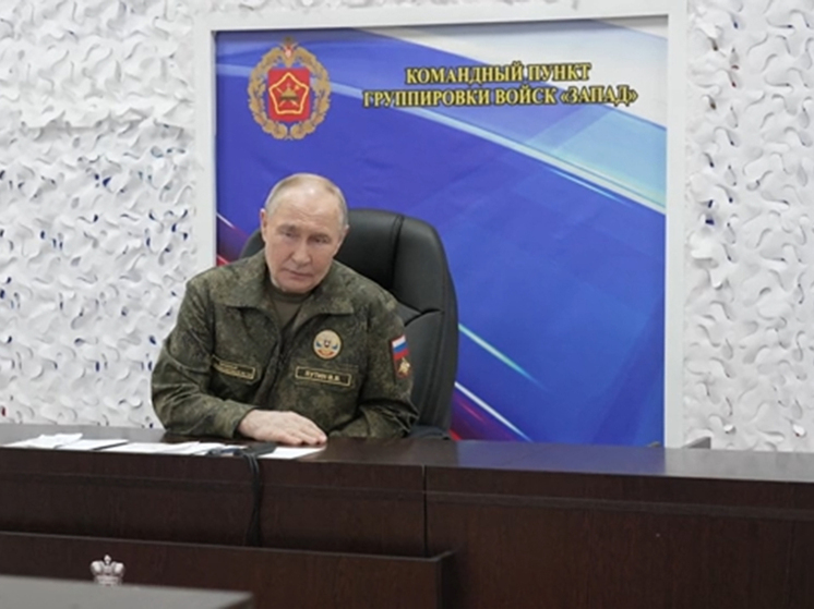 Владимир Путин назвал украинские власти узурпаторами, заявив, что они представляют собой преступную группировку, незаконно удерживающую власть