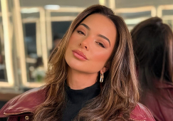 Фернандиньо объявил, что завершил карьеру: теперь он весь принадлежит очаровательной супруге