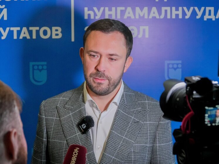 Комитет по местному самоуправлению, правопорядку и законности Улан-Удэнского городского совета депутатов — не просто рабочая группа, занимающаяся нормотворчеством и контролем. Он служит важным связующим звеном между властью и жителями, отвечая за самые насущные вопросы городской жизни, — от организации муниципальной службы до обеспечения правопорядка.