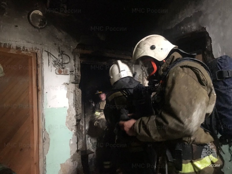 В Екатеринбурге произошел пожар в коммунальной квартире