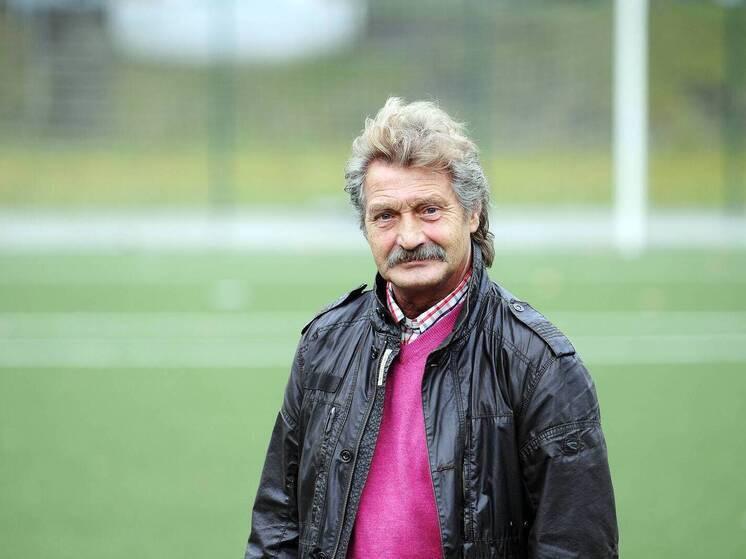 Умер чемпион мира по футболу 1990 года Дитер Херцог