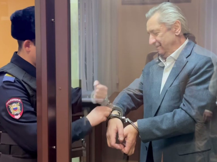 Экс-замглавы правительства Башкирии приговорен к 13 годам за взятку в 37 млн рублей