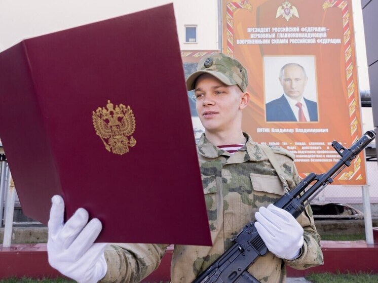 Глава Крыма поздравил военнослужащих с Днём Военной присяги