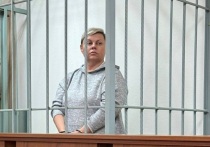 Свердловский областной суд постановил передать судебный материал в отношении заместителя главы администрации Ревды Юлии Анциферовой на новое рассмотрение в Первоуральский городской суд, но в ином составе суда