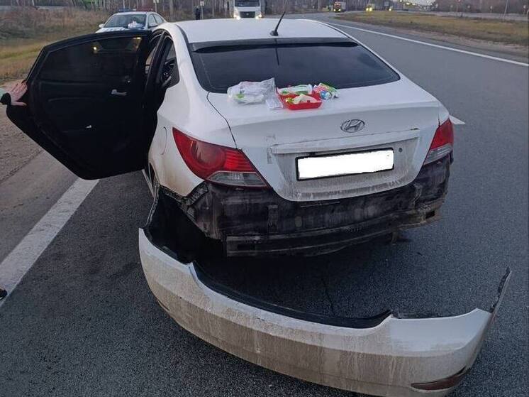 Водитель и двое детей пострадали при столкновении «Хёндэ» со столбом под Рязанью