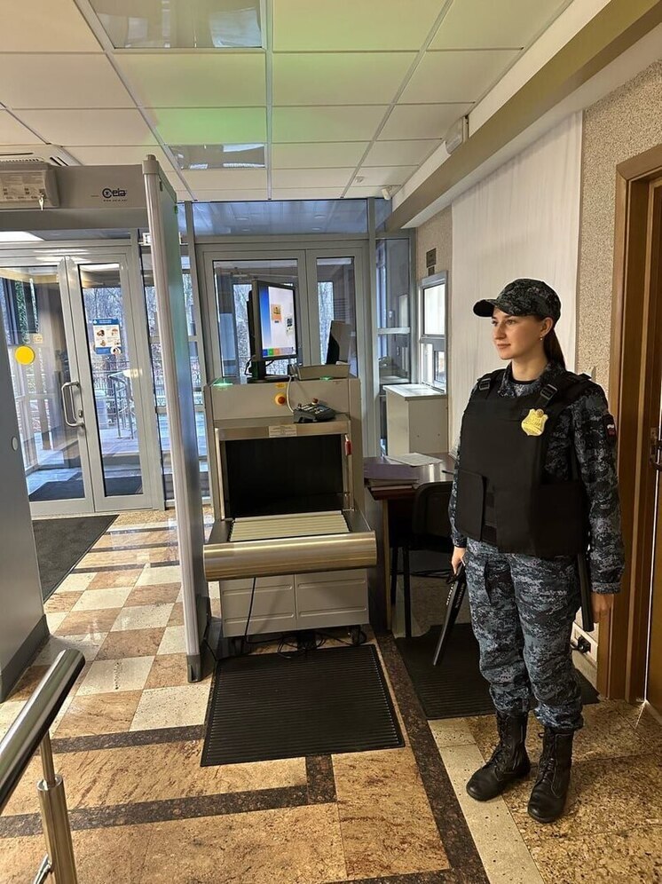 Псковские приставы взыскали ущерб за «несогласованное шествие»