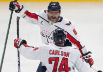 Семь полевых игроков и пять вратарей российской хоккейной школы приняли самое активное участие в прошедших минувшим игровым днём играх НХЛ в составе своих североамериканских клубов