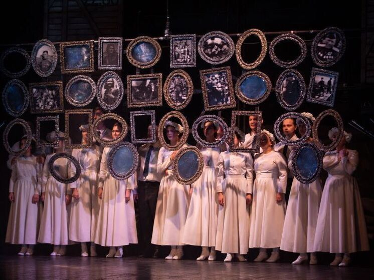 20 ноября по итогу заседания Секретариата СТД РФ стало известно, что sound-драма «22 июня…» в постановке главного режиссёра Омского Театра юных зрителей Анастасии Старцевой включена в число номинантов XXXII Российской национальной театральной премии «Золотая Маска» сезона 2024-2025