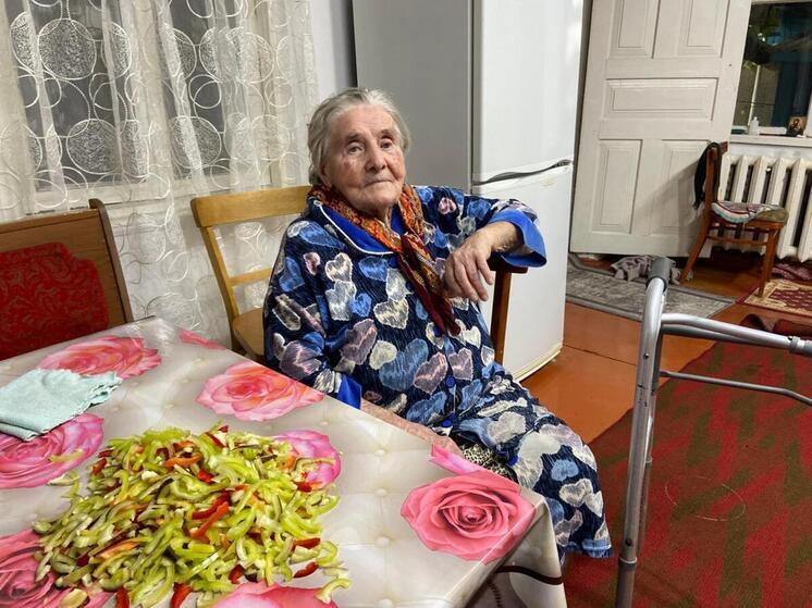 Более 170 тысяч услуг для пожилых инвалидов оказали в Кизляре с начала года